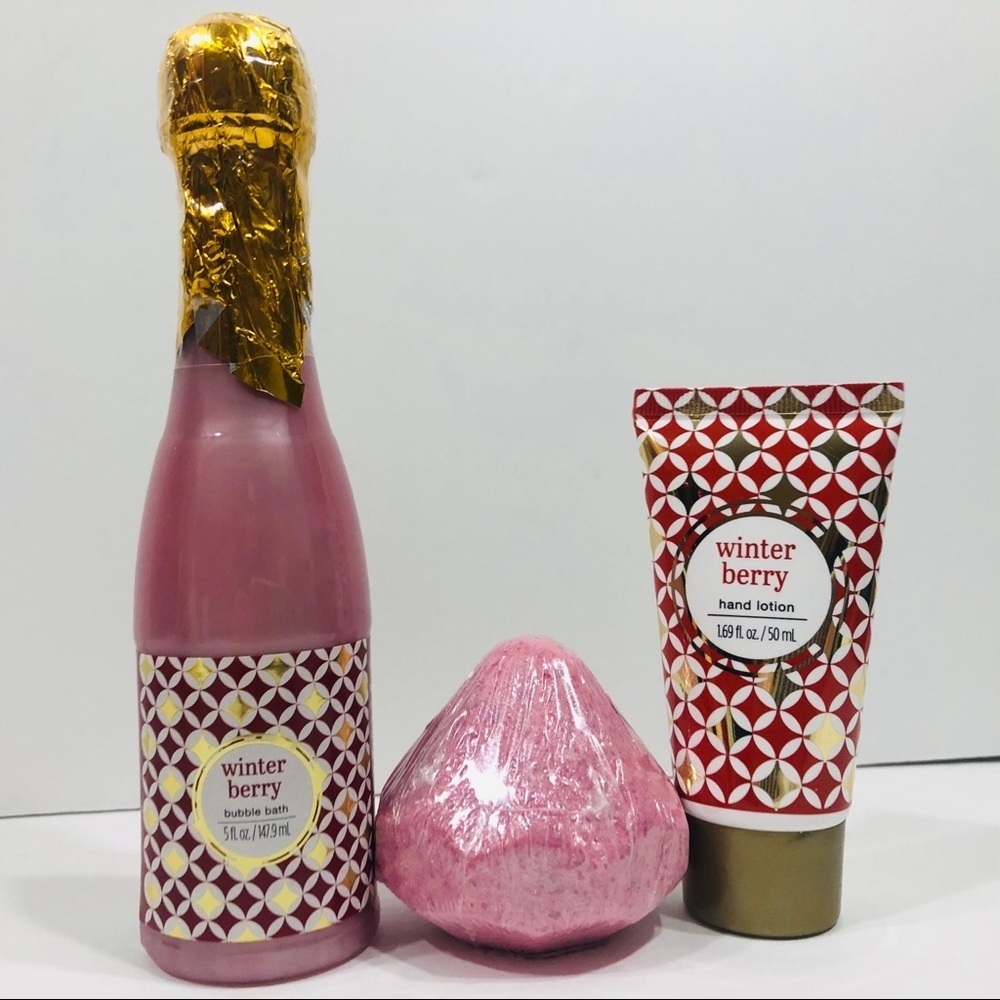 Winter Berry Lotion/Bubble Bath/Fizzer - Picture 5 of 11
